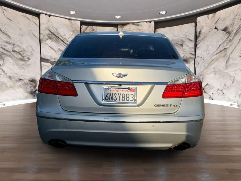 used 2011 Hyundai Genesis car