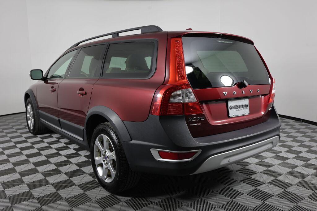 used 2009 Volvo XC70 car, priced at $9,990