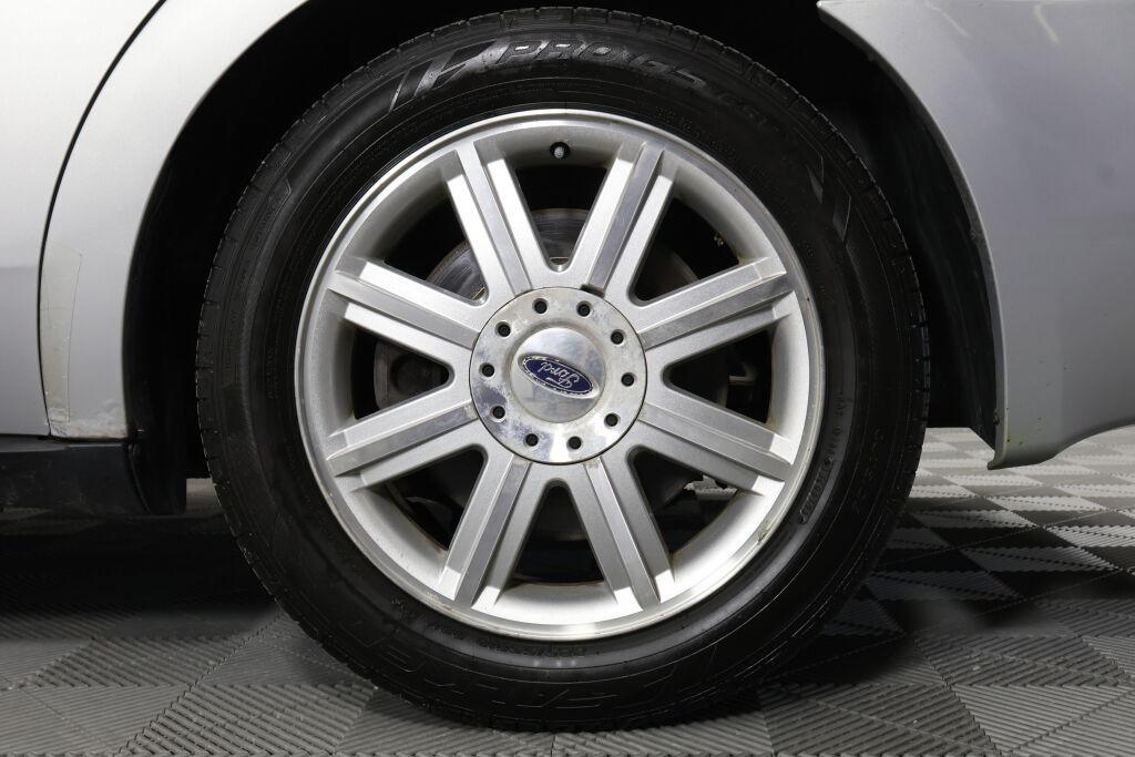 used 2005 Ford Five Hundred car, priced at $6,493