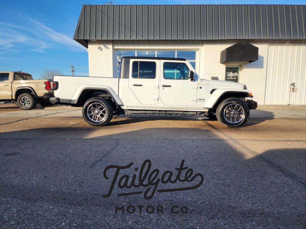 used 2023 Jeep Gladiator car, priced at $24,990