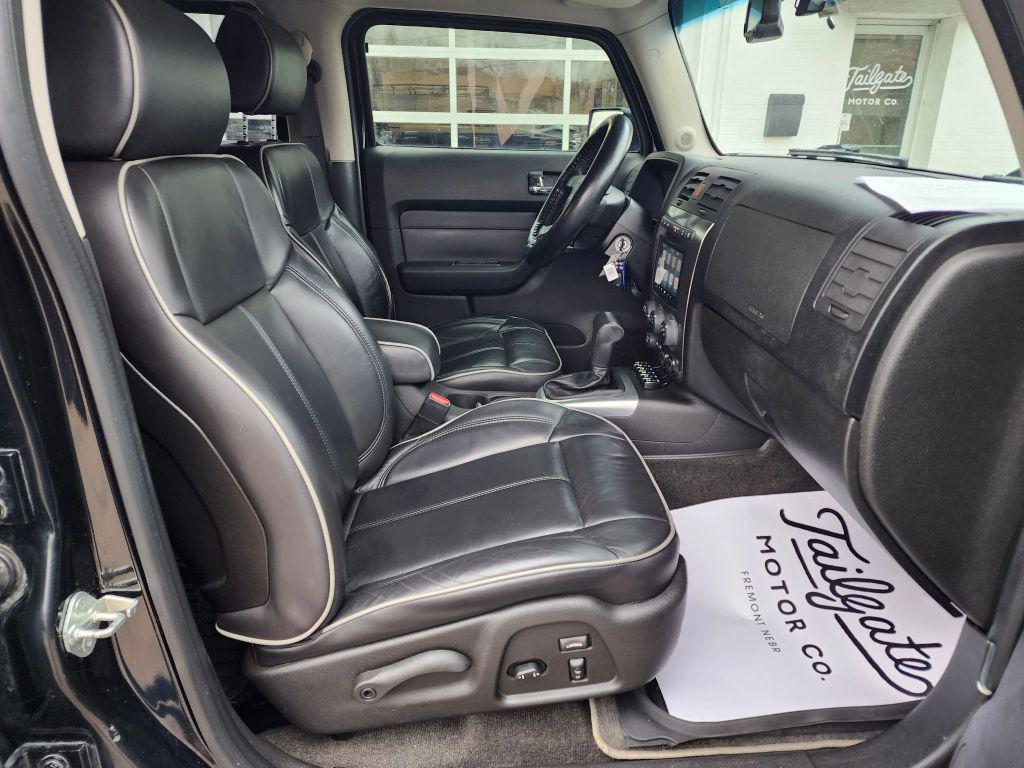 used 2006 Hummer H3 car, priced at $16,900