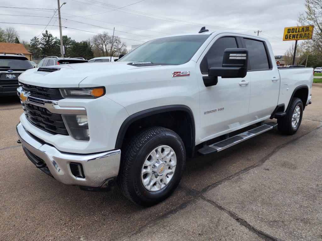 used 2024 Chevrolet Silverado 2500 car, priced at $41,993