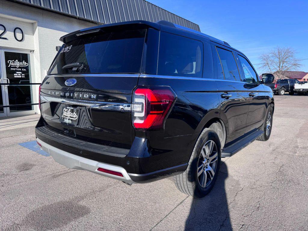 used 2024 Ford Expedition car, priced at $42,900