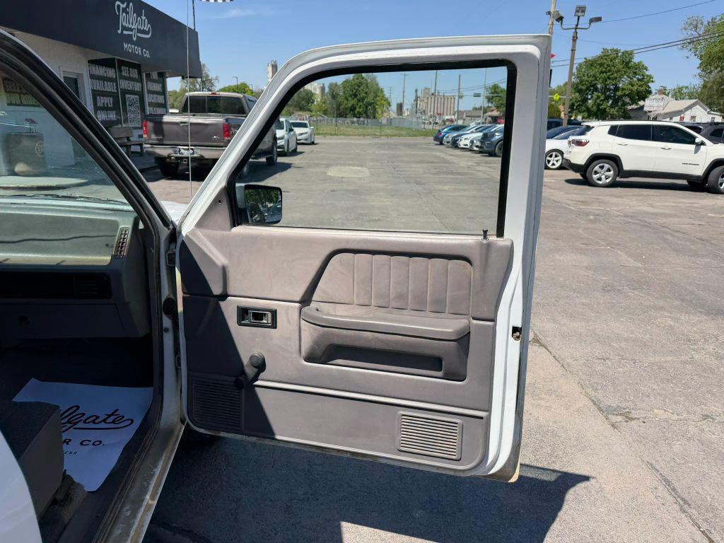 used 1996 Dodge Dakota car, priced at $3,995