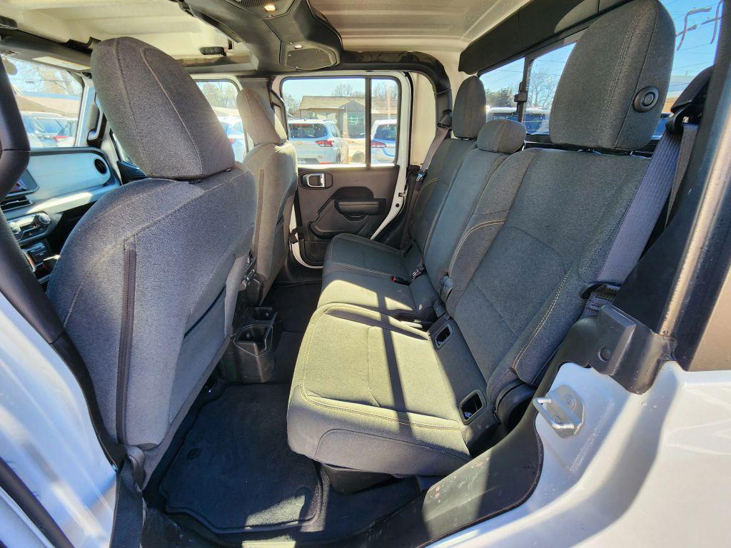 used 2025 Jeep Gladiator car, priced at $32,995