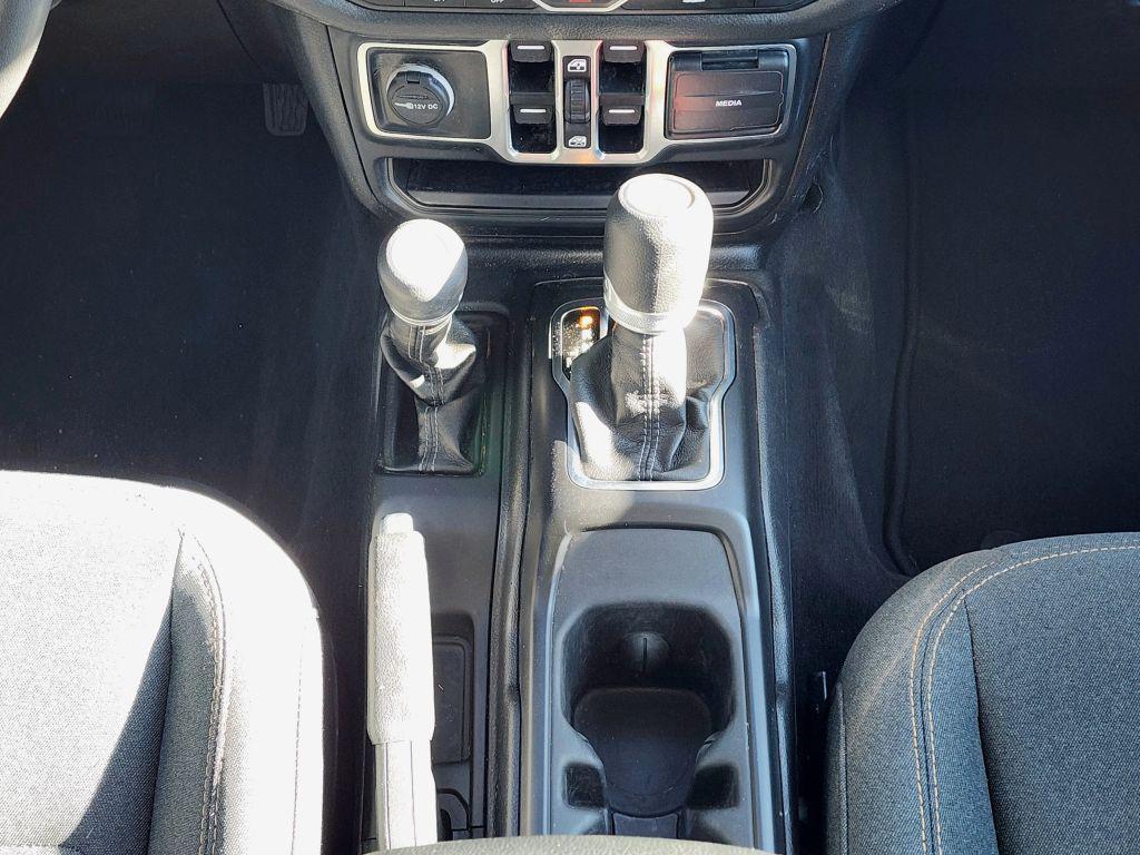 used 2025 Jeep Gladiator car, priced at $32,995