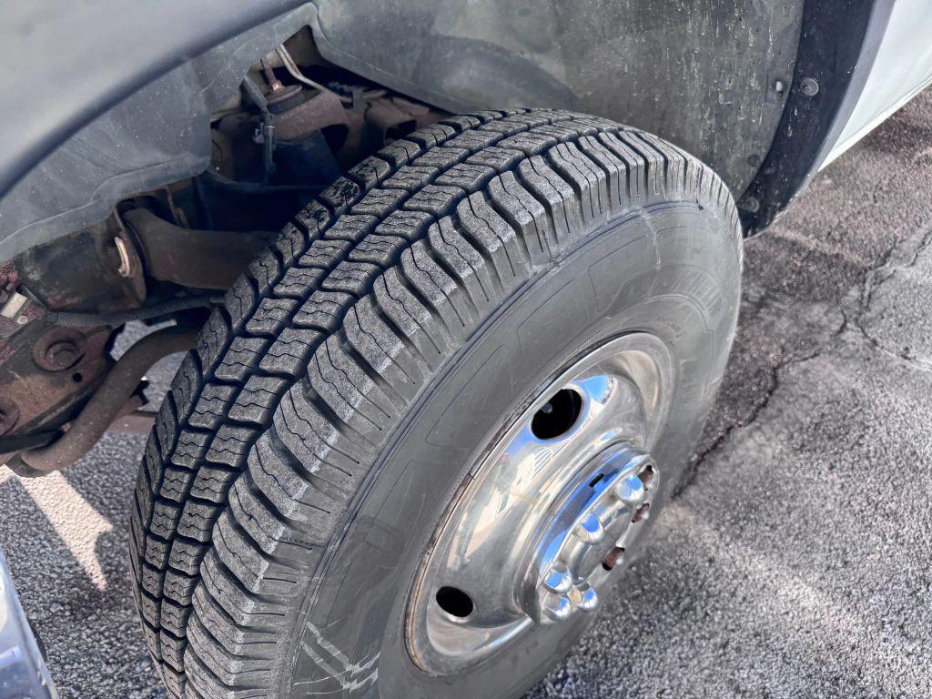 used 2001 GMC Sierra 3500 car, priced at $21,900