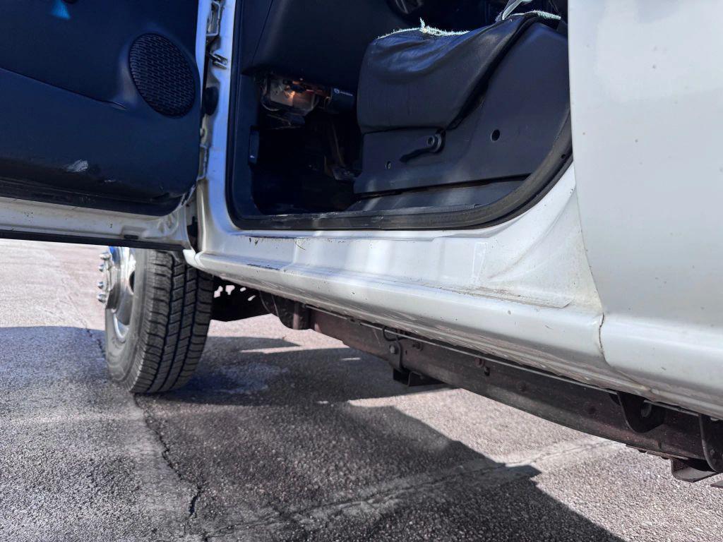 used 2001 GMC Sierra 3500 car, priced at $21,900