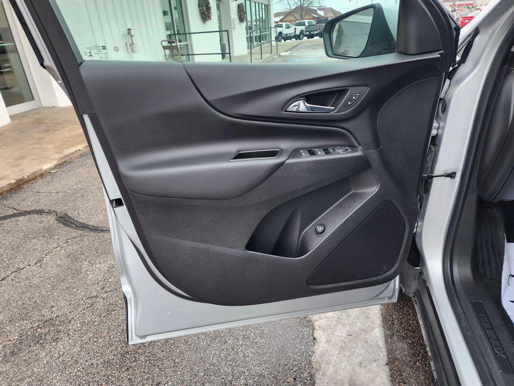 used 2022 Chevrolet Equinox car, priced at $15,999