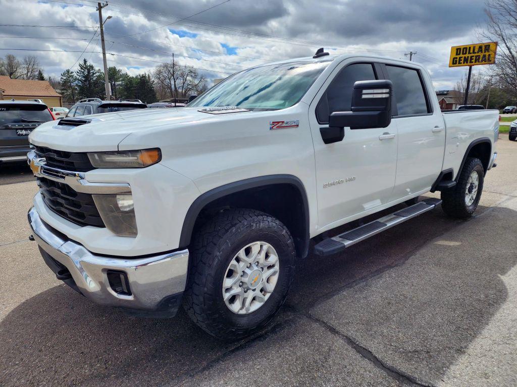 used 2024 Chevrolet Silverado 2500 car, priced at $42,990