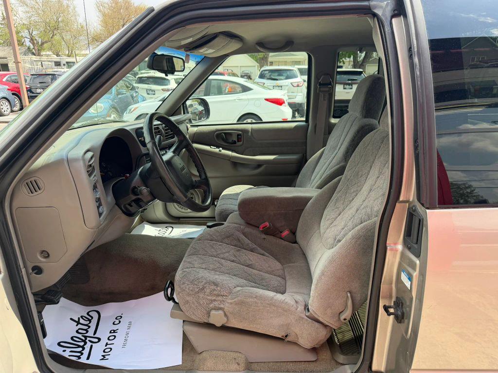 used 1998 GMC Sonoma car, priced at $9,900