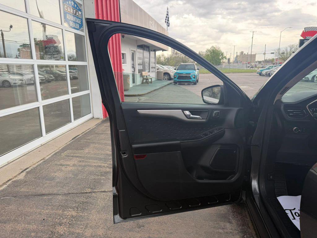 used 2020 Ford Escape car, priced at $15,586