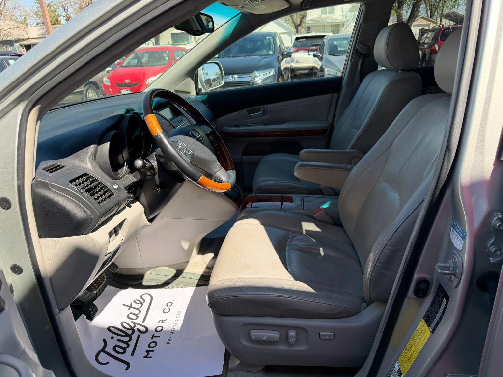 used 2006 Lexus RX 330 car, priced at $11,900