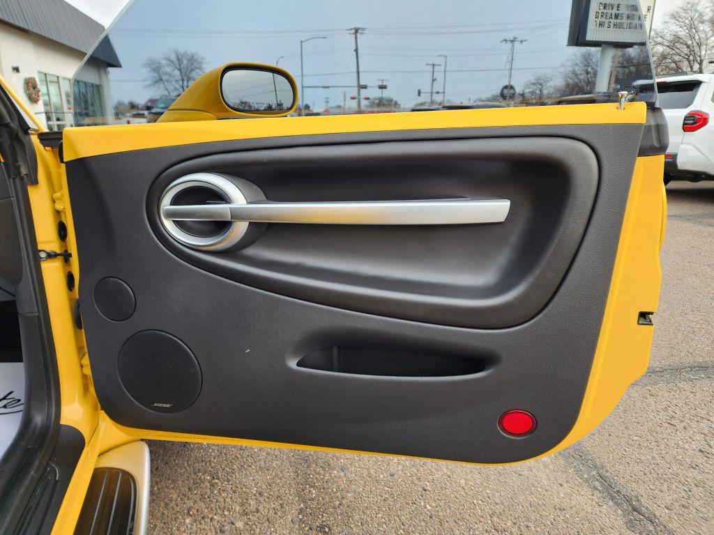 used 2004 Chevrolet SSR car, priced at $28,940