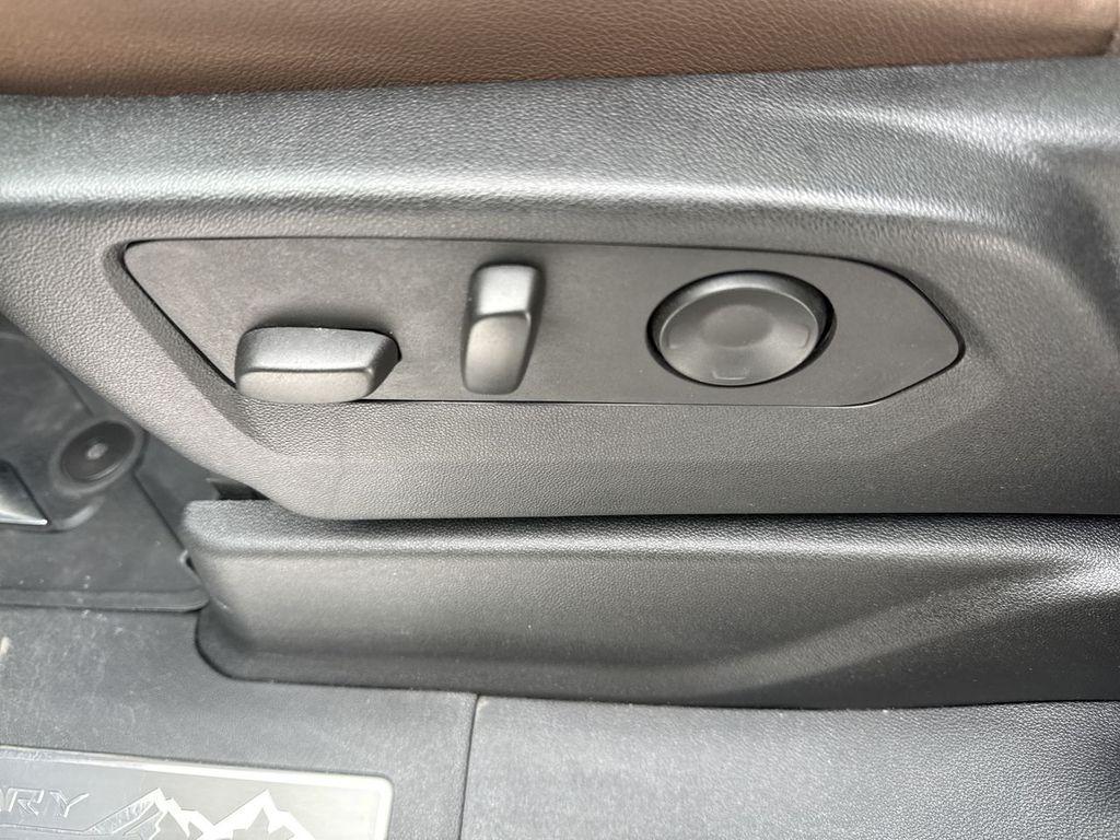 used 2025 Chevrolet Tahoe car, priced at $78,992