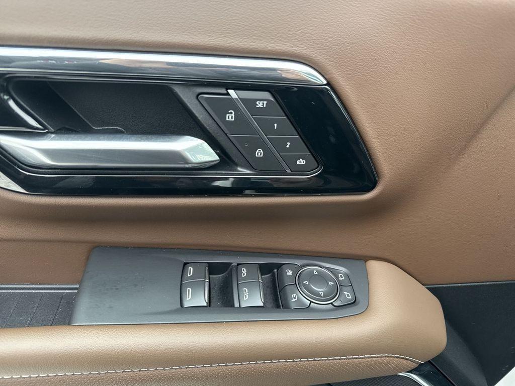 used 2025 Chevrolet Tahoe car, priced at $78,992