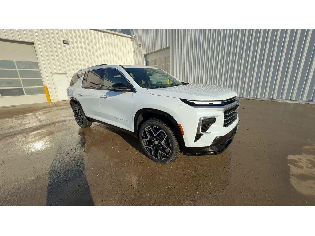 new 2026 Chevrolet Traverse car, priced at $60,618