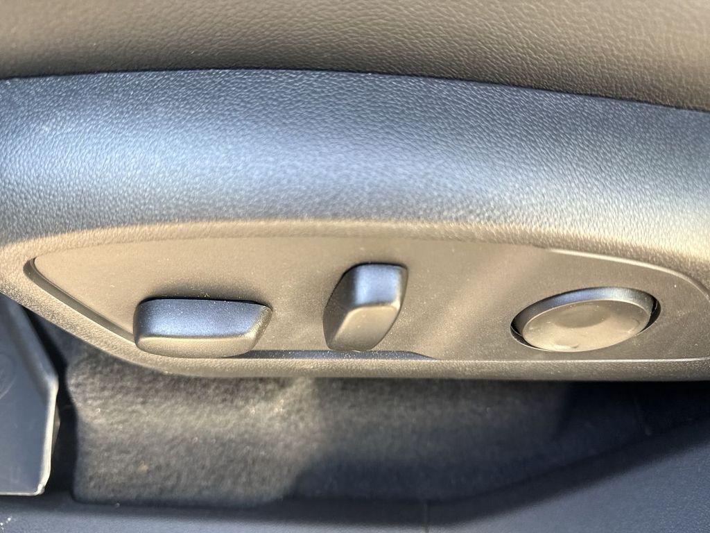 new 2026 Chevrolet Traverse car, priced at $60,618