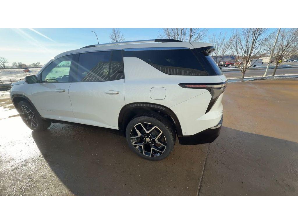 new 2026 Chevrolet Traverse car, priced at $60,618