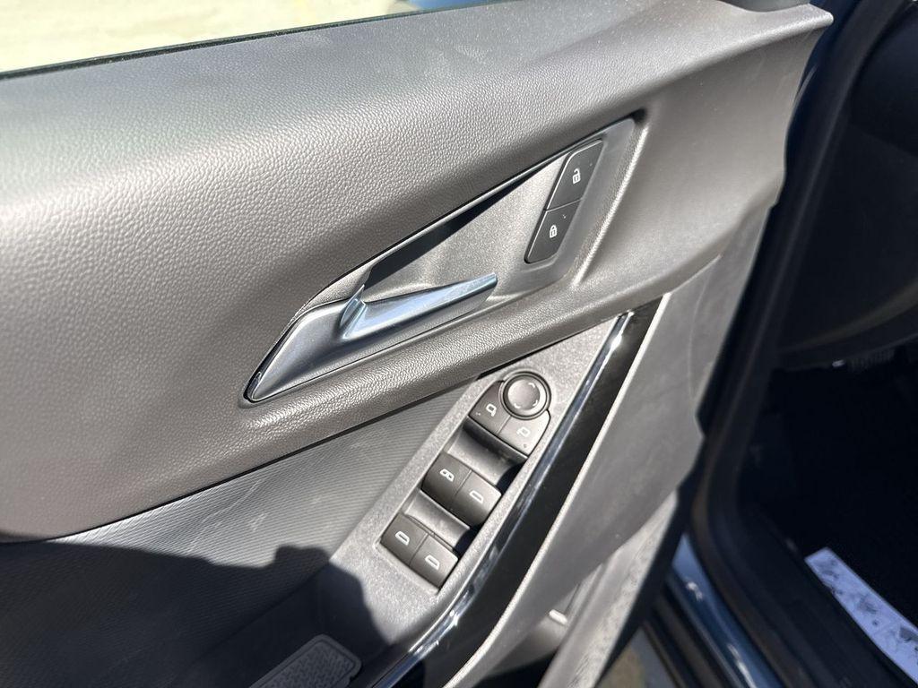 new 2026 Chevrolet Equinox car, priced at $33,365