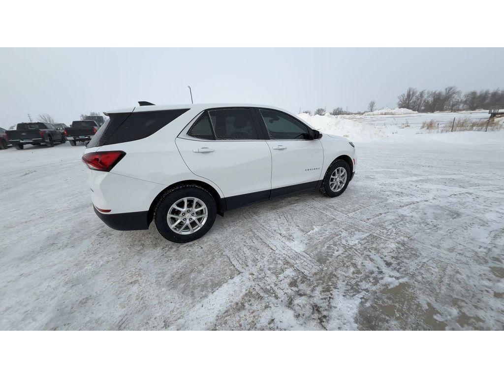 used 2024 Chevrolet Equinox car, priced at $22,492