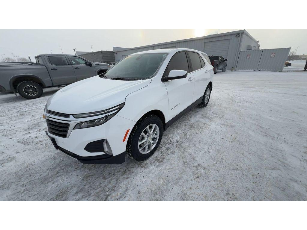 used 2024 Chevrolet Equinox car, priced at $22,492