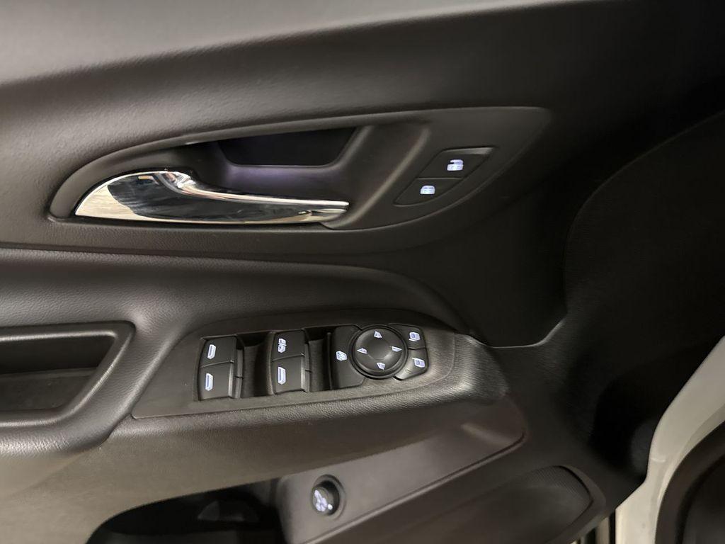 used 2024 Chevrolet Equinox car, priced at $22,492