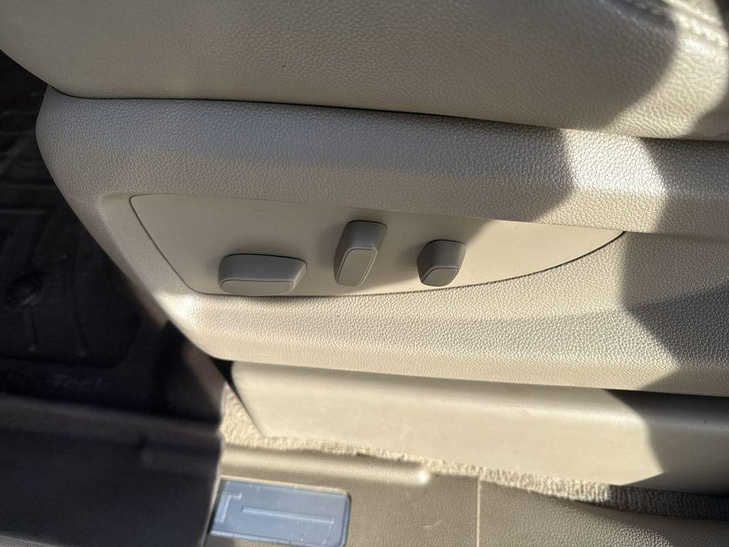 used 2020 Chevrolet Suburban car, priced at $22,742