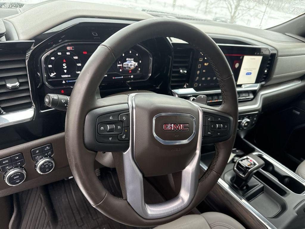 used 2025 GMC Sierra 1500 car, priced at $48,093