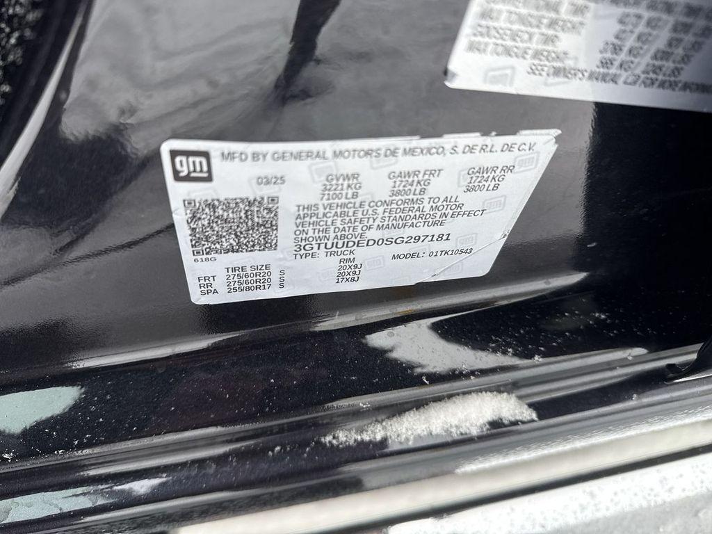 used 2025 GMC Sierra 1500 car, priced at $48,093