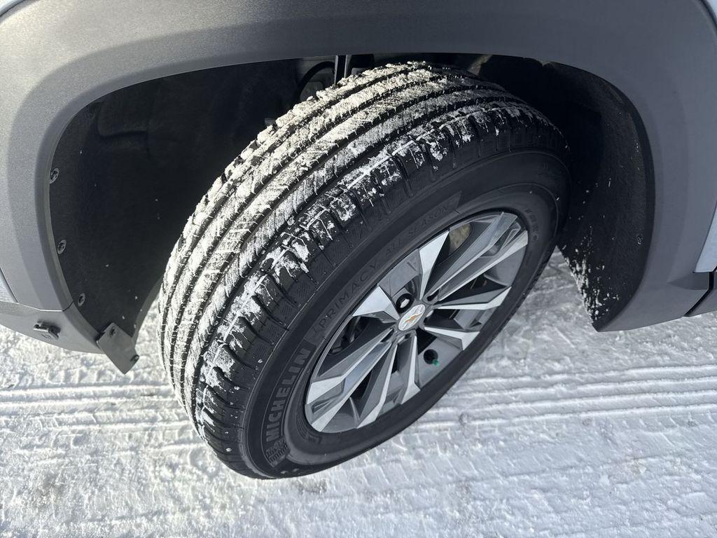 new 2026 Chevrolet Equinox car, priced at $34,970