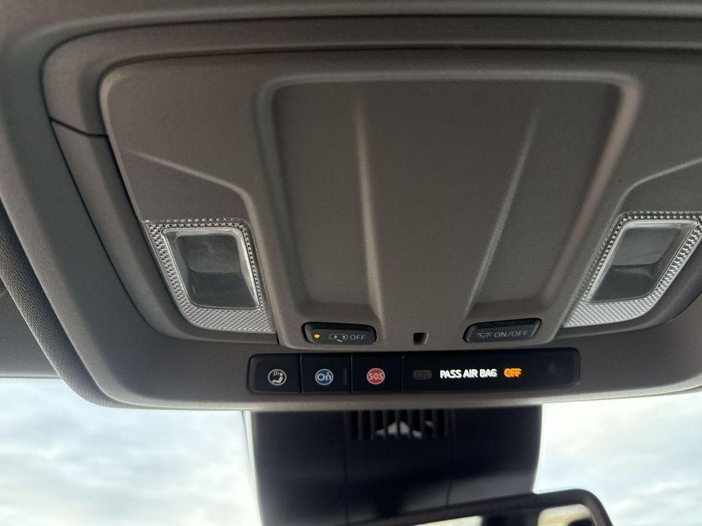 used 2023 GMC Sierra 1500 car, priced at $39,695