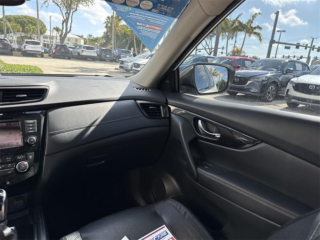 used 2020 Nissan Rogue car, priced at $15,999