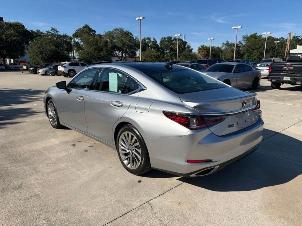 used 2022 Lexus ES 350 car, priced at $41,250