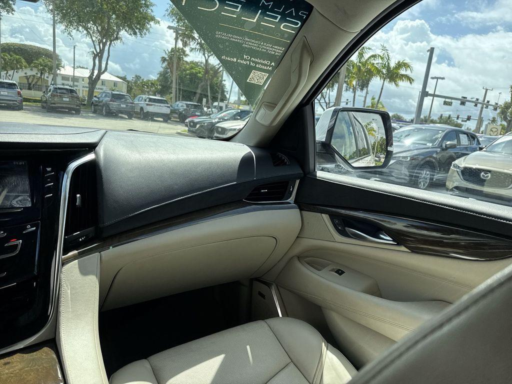 used 2018 Cadillac Escalade car, priced at $30,997