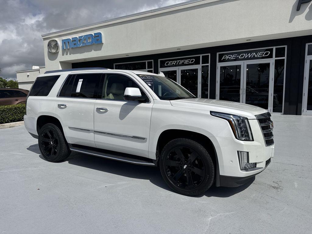 used 2018 Cadillac Escalade car, priced at $30,997