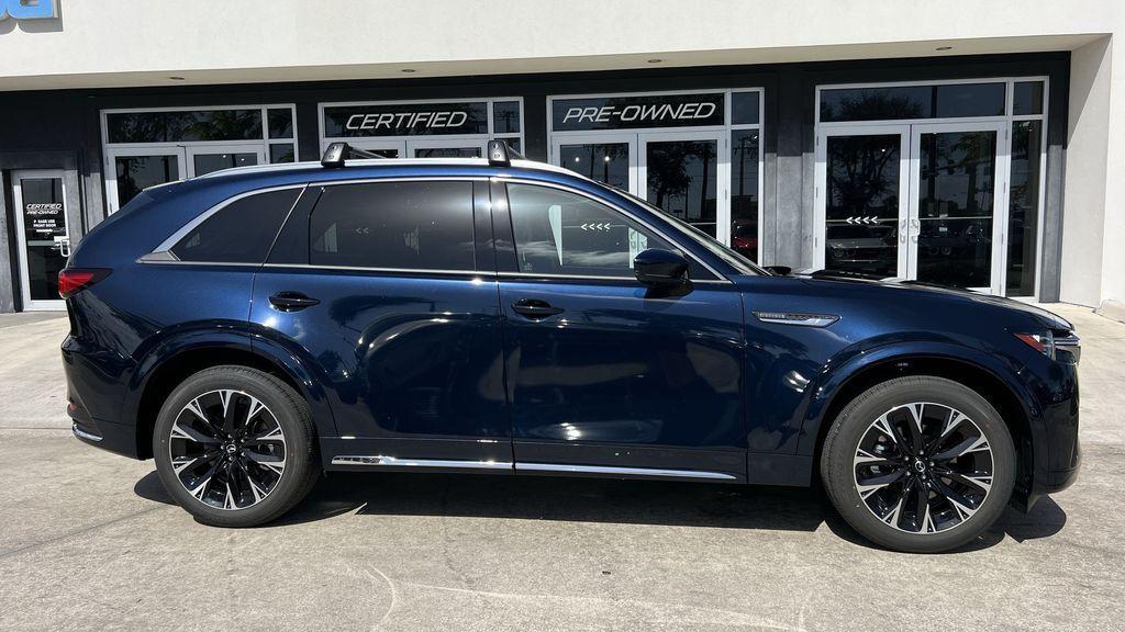 new 2025 Mazda CX-90 car, priced at $51,401