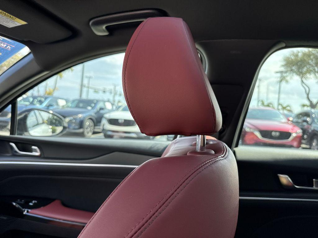 used 2025 Kia K5 car, priced at $25,999