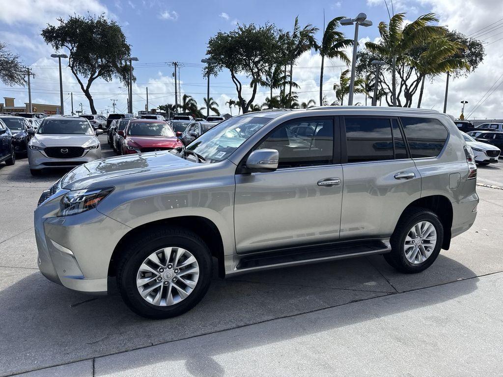 used 2023 Lexus GX 460 car, priced at $53,978
