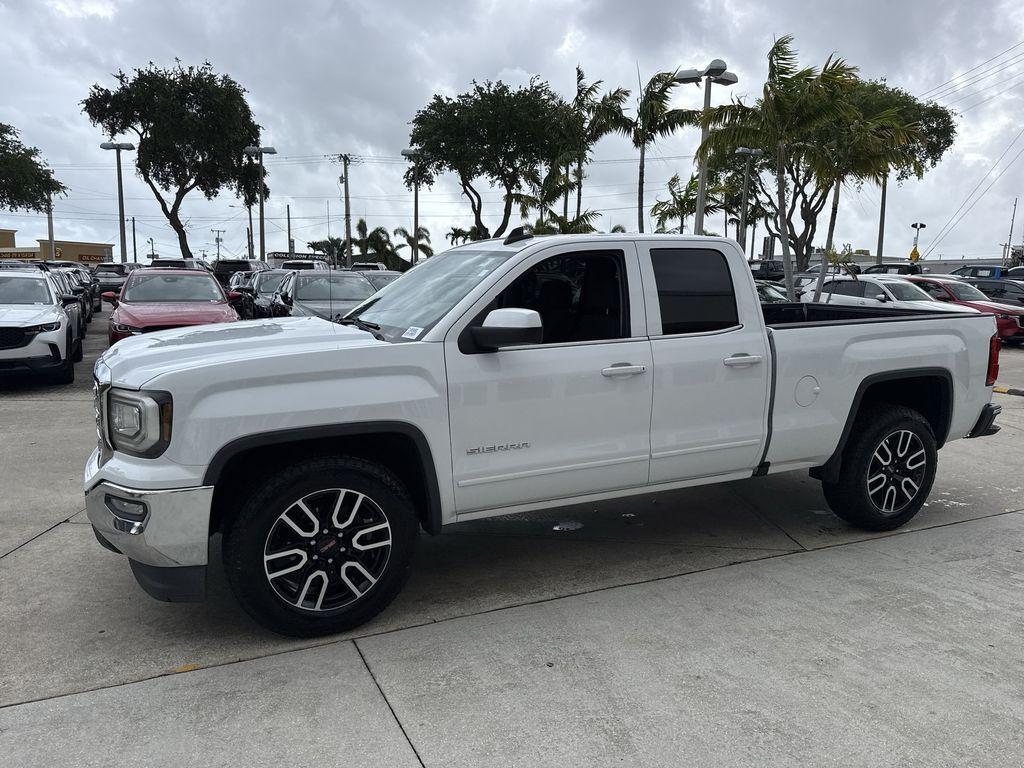 used 2018 GMC Sierra 1500 car, priced at $19,495