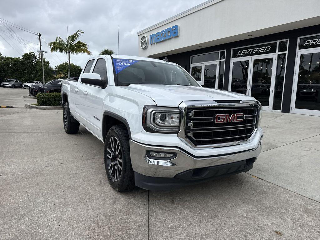 used 2018 GMC Sierra 1500 car, priced at $19,495