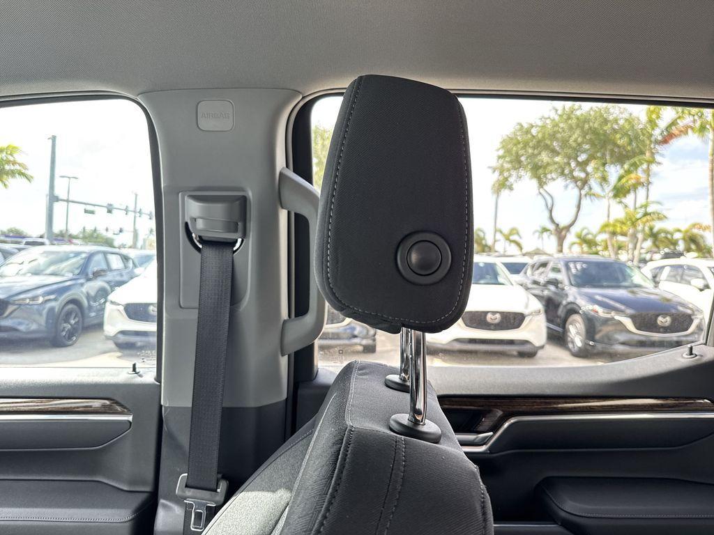 used 2023 GMC Sierra 1500 car, priced at $37,499