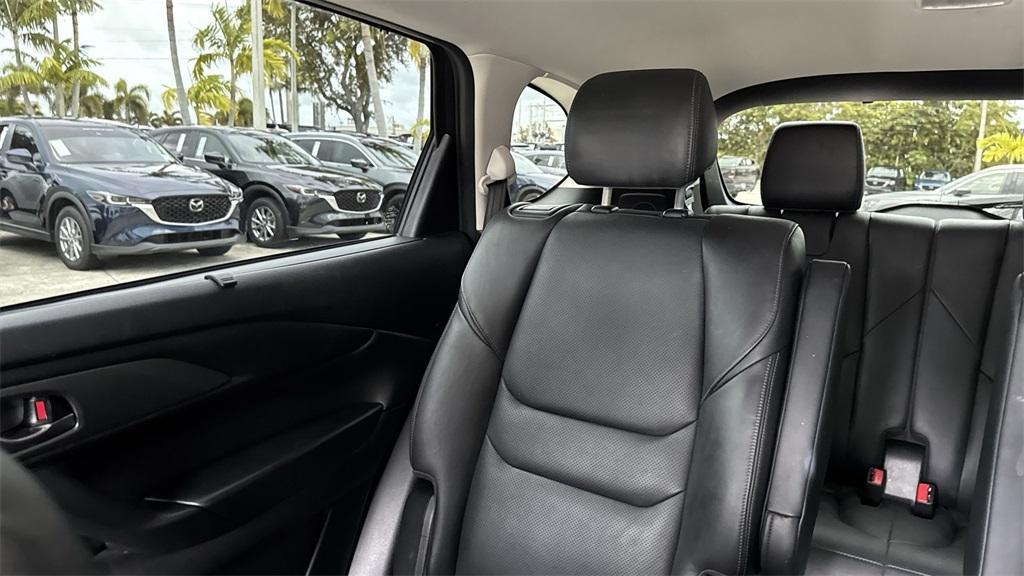 used 2022 Mazda CX-9 car, priced at $19,998