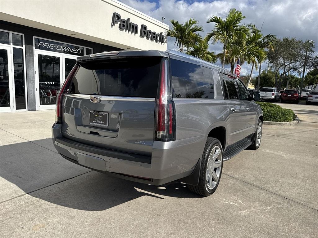 used 2020 Cadillac Escalade ESV car, priced at $26,988