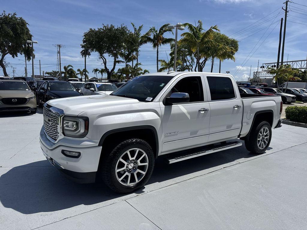 used 2018 GMC Sierra 1500 car, priced at $31,799