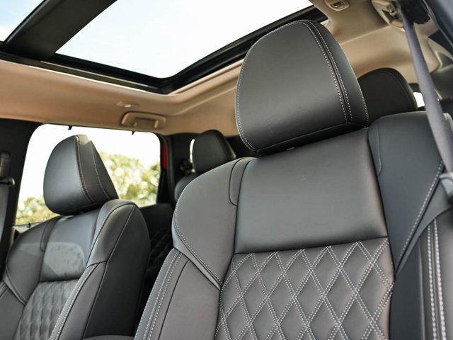 new 2025 Mitsubishi Outlander PHEV car, priced at $41,097