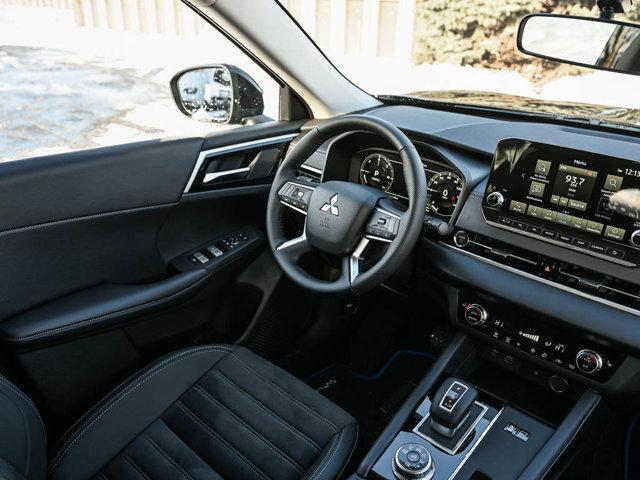 new 2025 Mitsubishi Outlander PHEV car, priced at $40,097