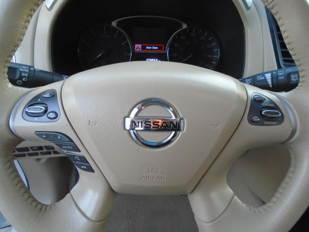 used 2013 Nissan Pathfinder car, priced at $8,995