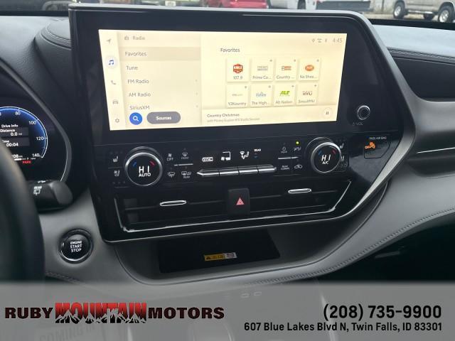 used 2023 Toyota Highlander car, priced at $37,199