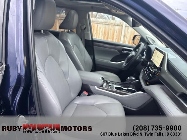 used 2023 Toyota Highlander car, priced at $37,199